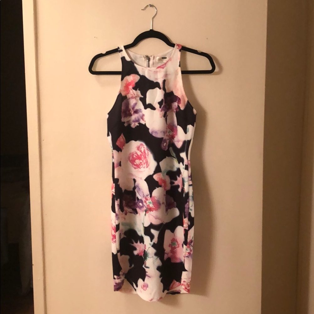 Rumor Boutique floral body-con size medium